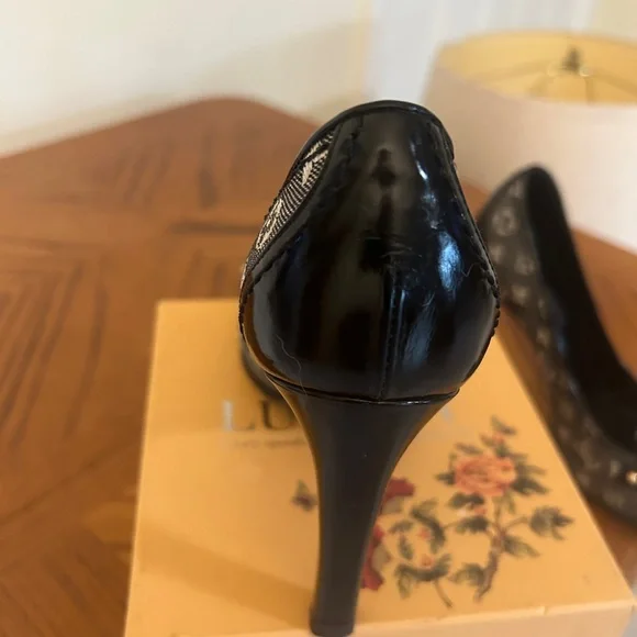 LOUIS VUITTON VINTAGE AUTHENTIC Size 6 36, MONOGRAM BLACK  RESOLED - Picture 4 of 12